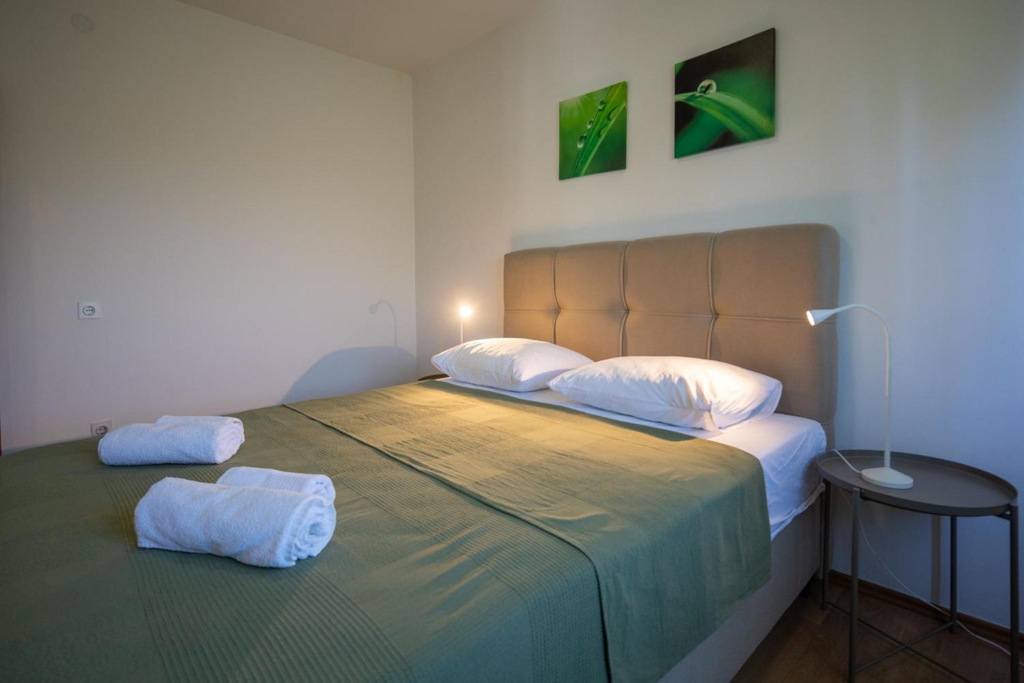 Apartments Gaja Green ap Sveti Filip i Jakov Buitenkant foto